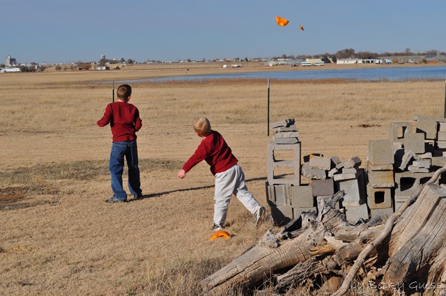 [11-25-10 pumpkin chunkin 52[2].jpg]