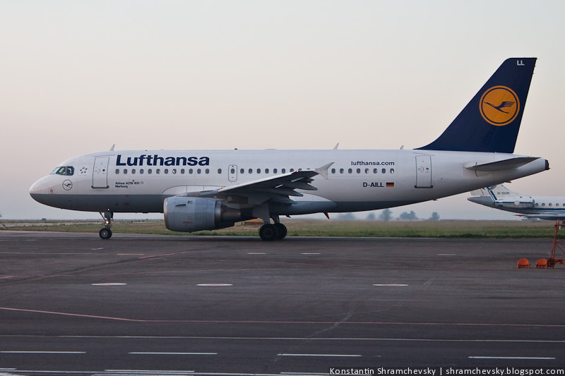 Lufthansa Люфтганза D-AILL Airbus A319-100 Курумоч Самара Аэропорт
