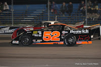 #52 Mark Gordon racing with Charlie Gallant at Barrie Speedway, June 13, 2009