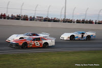 Taking the inside line at Kawartha Speedway, #8 John Bickle in 35 lap feature, August 7, 2009