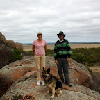 Ann, unsere private Touri-führerin und Wolf