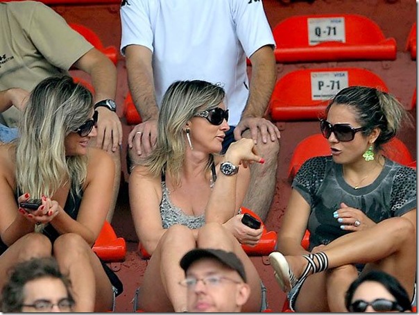 torcida feminina portuguesa (1)