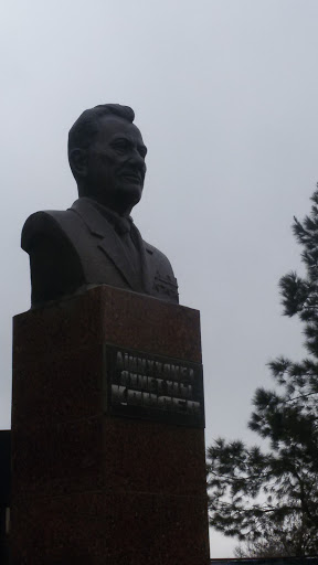 Dinmukhamed Kunaev Memorial