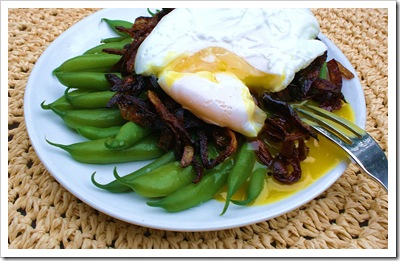 green beans with caramelized onion poached egg nest
