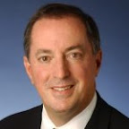 Paul S. Otellini (born October 12, 1950) is Intel Corporation's fifth and current Chief Executive Officer. He is also on the Board of Directors of Google Inc.
Paul Otellini graduated from St. Ignatius College Preparatory. http://bit.ly/haGhif
