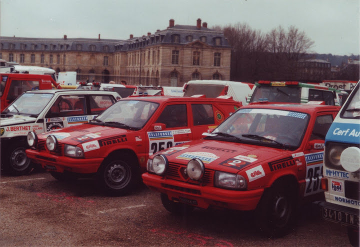 Alfa%20Romeo%2033%204x4%20n%C2%B0253%20(ab%20Paris-Dakar%201987-eb02).JPG