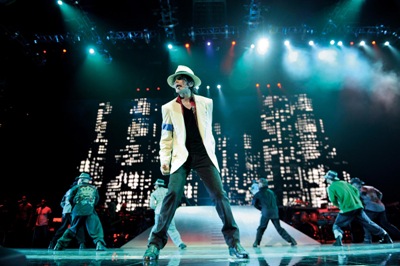 [michael-jackson-this-is-it-abf[7].jpg]
