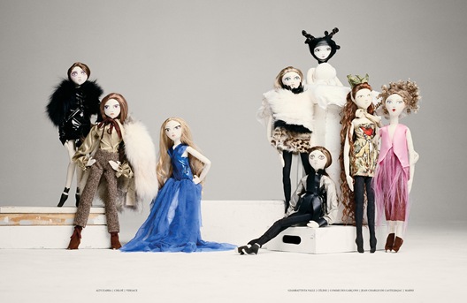[08_09_JOYCE_Doll_Book[4].jpg]