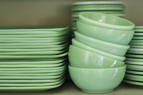 [pale green plates and bowls[4].jpg]