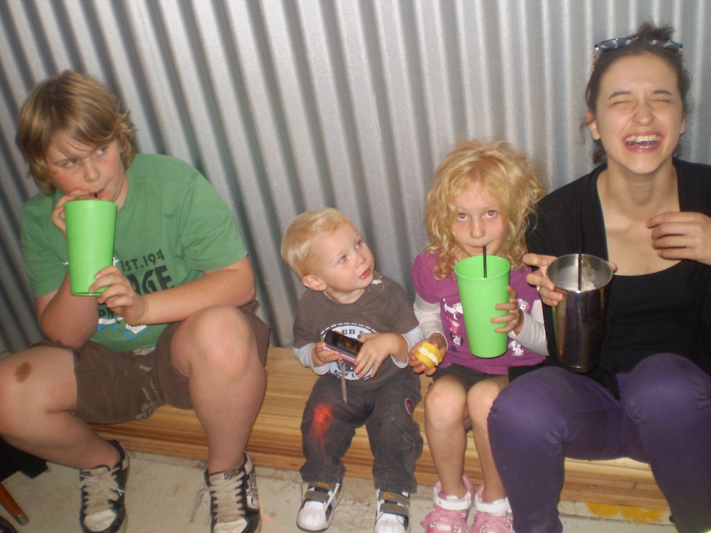 [may 2011 056[4].jpg]