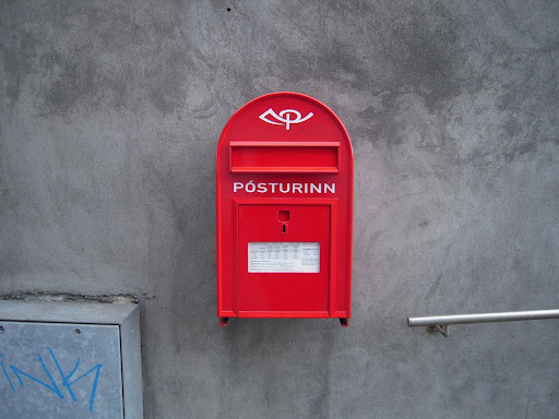 Icelandic postal system be frontin'.