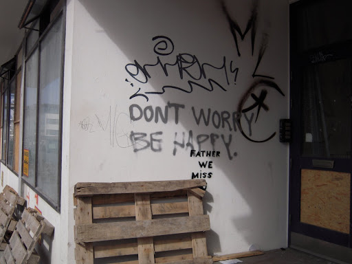 Awesome graffiti.