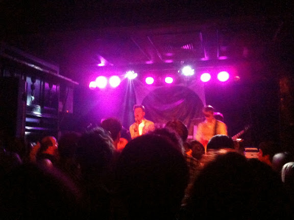 Frankie and the Hearstrings @ The Well (Live at Leeds) 01/05/2010