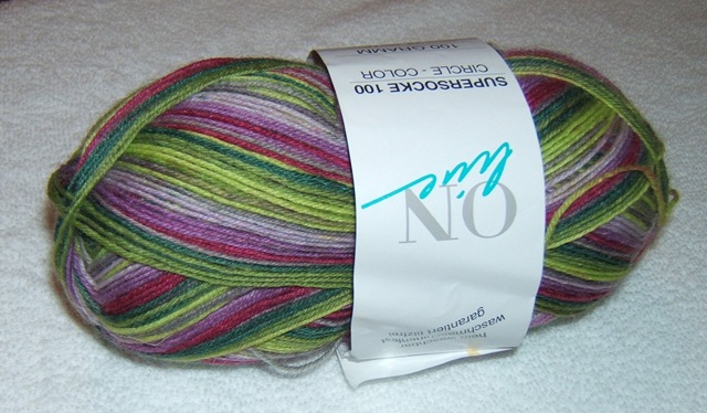 [knitting for blog and rav 006[2].jpg]