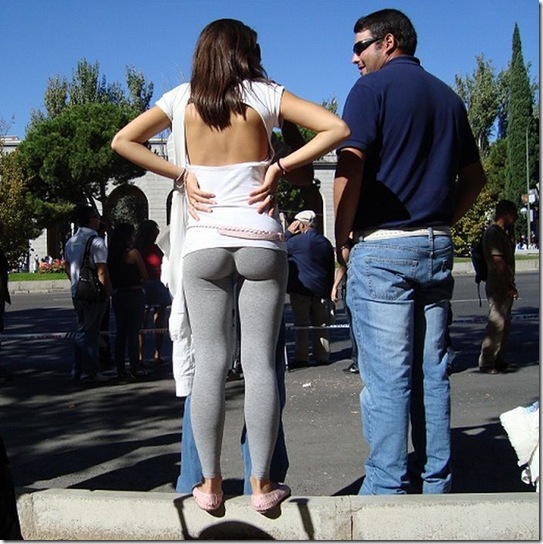 girls in yoga pants 3