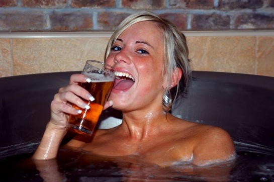 [beer bath in czech republic 13[2].jpg]