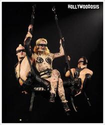 Britney Spears gira Circus Fotos, video y criticas del comienzo de gira de Britney Spears: Circus