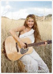 A Miley Cyrus no le gusta Robert Pattinson, y posa para Teen Vogue A Miley Cyrus no le gusta Robert Pattinson, y posa para Teen Vogue