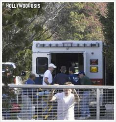 Madonna se cae otra vez de un caballo, culpa a los paparazzi y es hospitalizada Madonna se cae otra vez de un caballo, culpa a los paparazzi y es hospitalizada