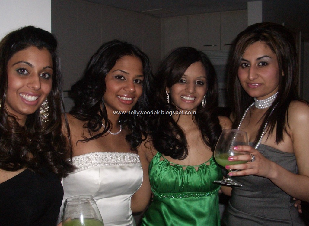 [indian-desi-girls-hot-aunties.-india[26].jpg]