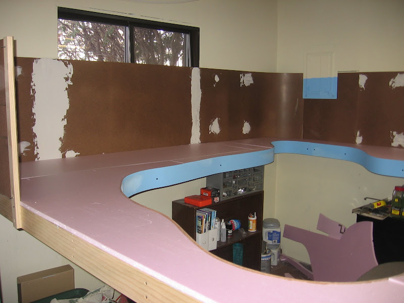 Installing Fascia with open grid benchwork? The