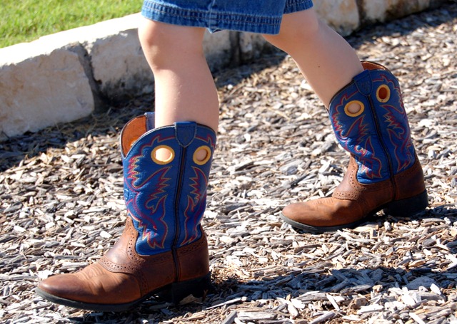 [boots1[3].jpg]
