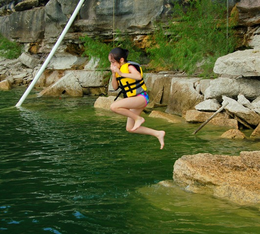 [swim[4].jpg]
