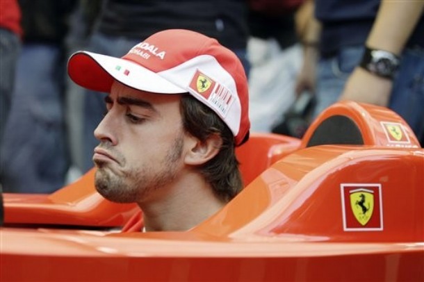 Фернандо Алонсо на симуляторе Ferrari