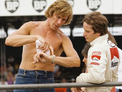 James_Hunt_and_Gilles_Villeneuve.jpg