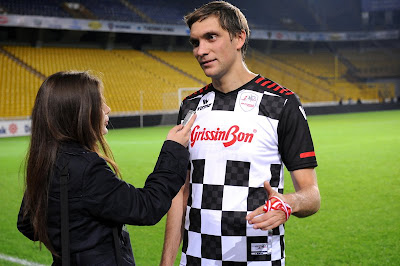 Виталий Петров дат интервью после футбольного матча на Гран-при Турции 2011
