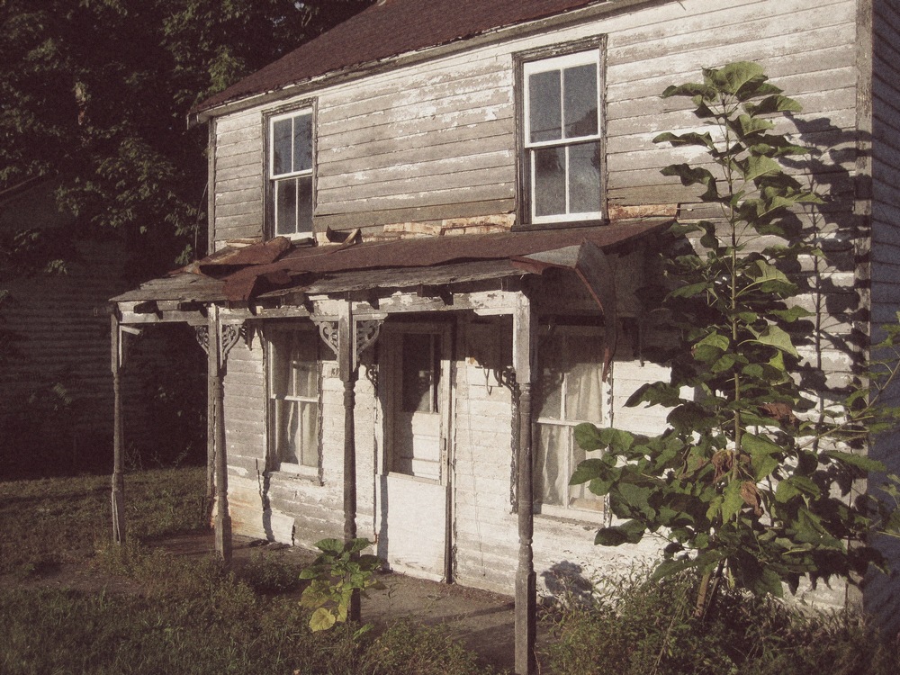 [Abandoned homestead[2].jpg]