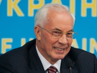 [azarov_smile[2].jpg]