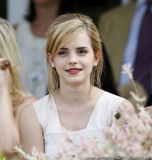 Emma watson2011NewsLatestEventHotbreast