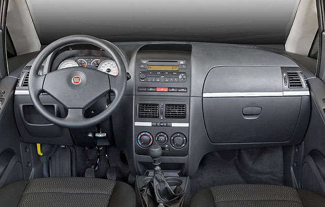 Novo Fiat Idea ELX 1.8