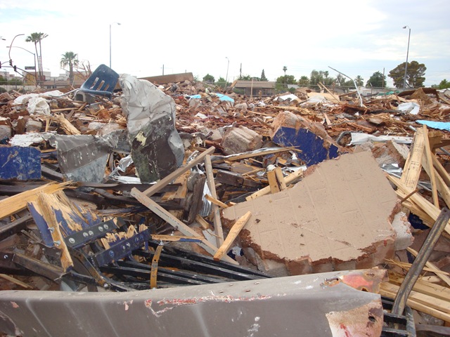 [buildinggoingdown0143.jpg]
