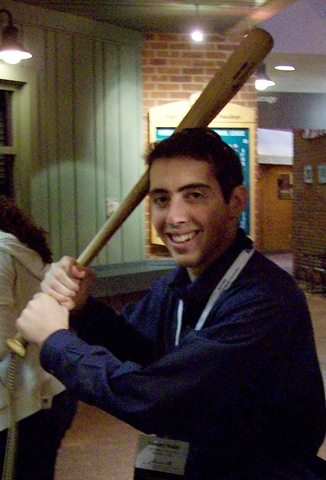 [holding babe ruth bat[4].jpg]