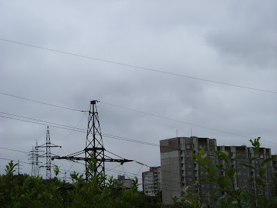 鉄塔と団地