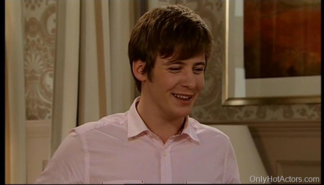 [lyndon ogbourne1[2].jpg]