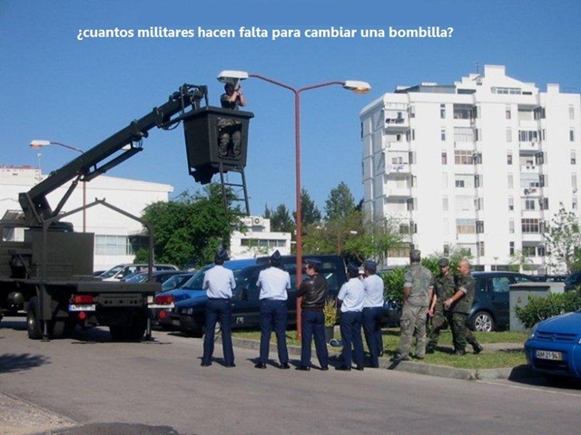 [cambiarbombilla2.jpg]