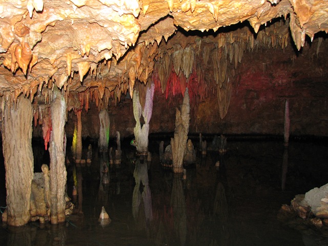 [47 Rte 66 Mermac Caverns Stanton MO[2].jpg]