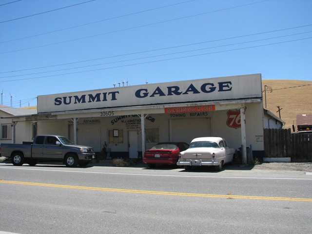 [3067 Lincoln Highway Summit Garage Altmont CA[2].jpg]