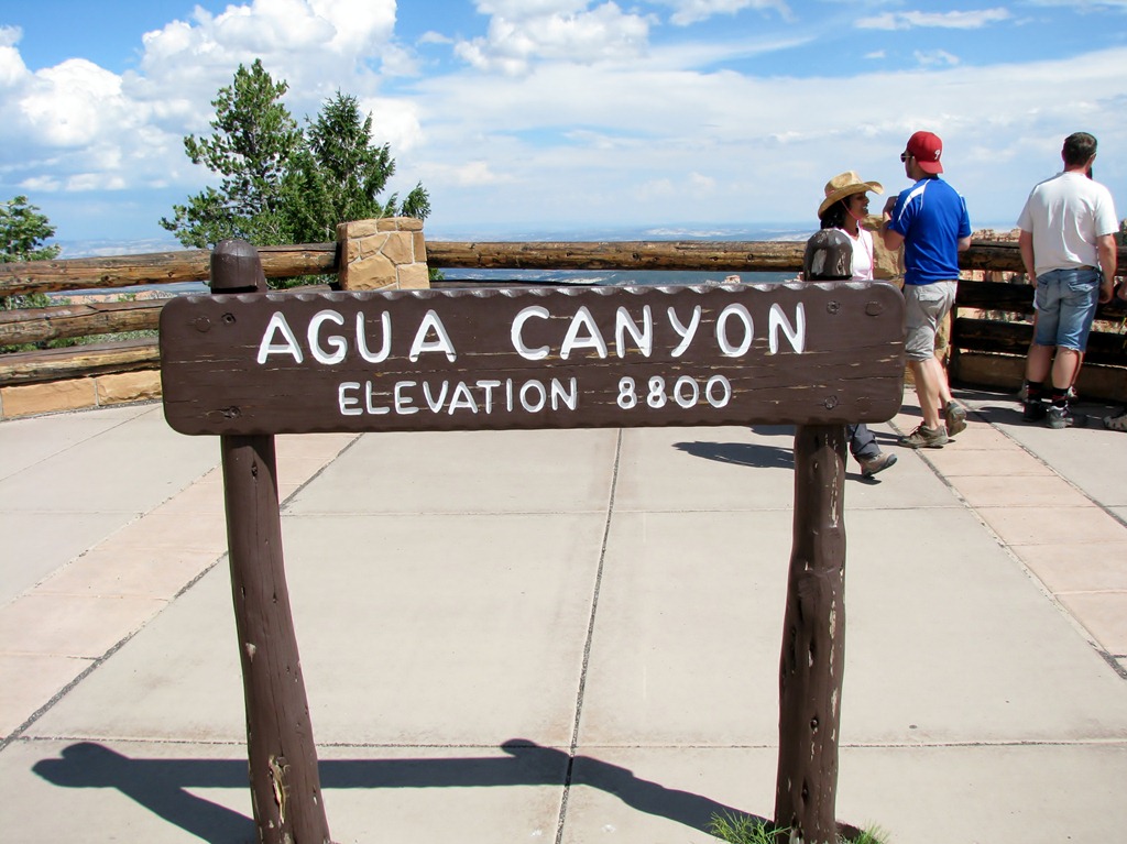 [4239 Agua Canyon Bryce Canyon National Park UT[3].jpg]