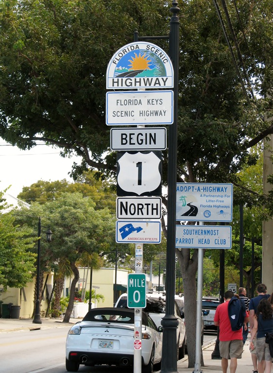 [7301 Key West FL - Conch Tour Train 1st stop start of U.S. 1 The Overseas Highway[3].jpg]