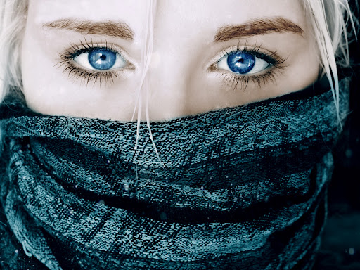 Blonde%20Girl%20Blue%20Eyes%20Wallpaper.
