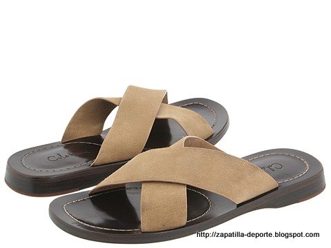 Worn slippers:D007-884496