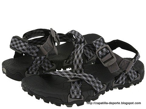 Worn slippers:Q044-884504