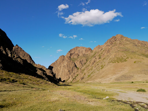 Valley of Vultures
