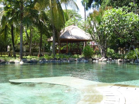 sanur%20pool.jpg
