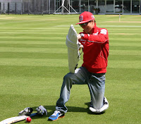 Nicky_Hayden_gear.jpg Nicky_Hayden_gear.jpg