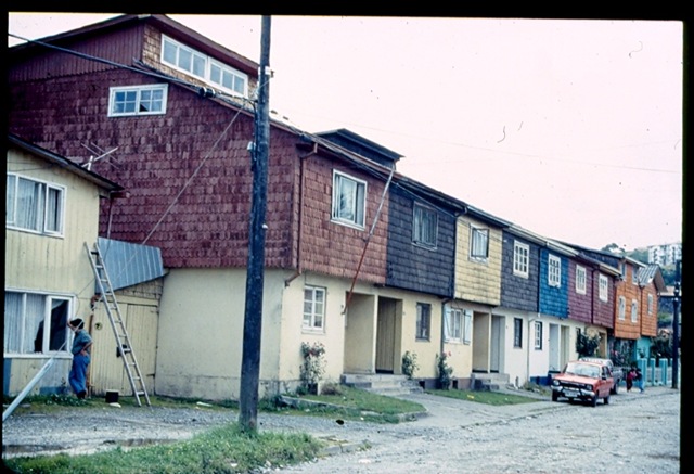 [Puerto Montt - rekkehus[3].jpg]